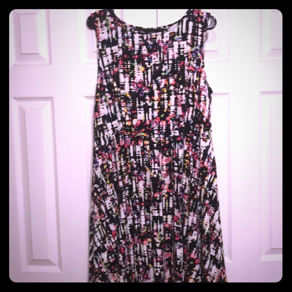 Apt 9- price negotiable